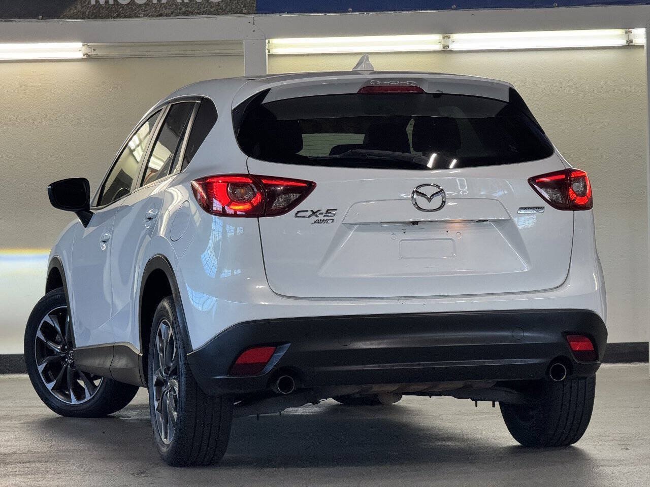Used 2016 MAZDA CX-5 Grand Touring AWD/4WD image 4