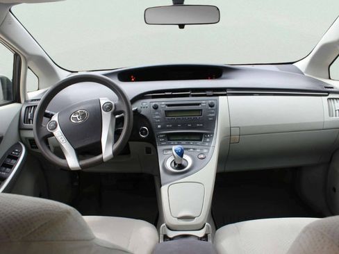 Used 2010 Toyota Prius Five FWD image 8