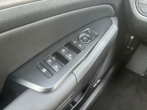 New 2026 Kia Sportage X-Line w/ X-Line Technology Package image 20