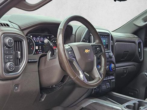 Used 2020 Chevrolet Silverado 2500 LTZ w/ LTZ Premium Package AWD/4WD image 11