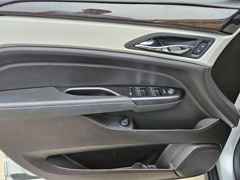 Used 2016 Cadillac SRX Luxury AWD/4WD image 20