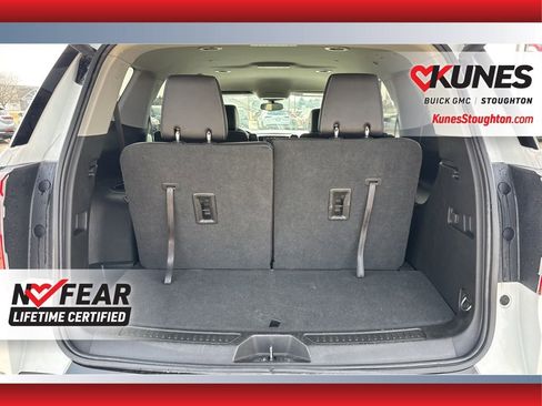 Used 2023 GMC Acadia SLT image 21