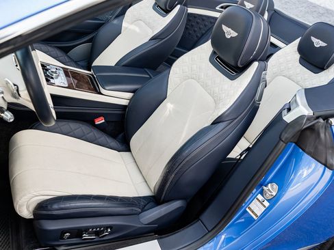 Used 2020 Bentley Continental GT AWD/4WD image 25