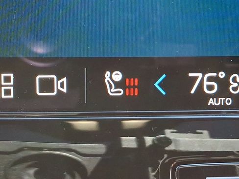 Certified 2023 Volvo C40 P8 Recharge Ultimate AWD/4WD image 22