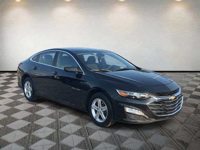 Used 2022 Chevrolet Malibu LT FWD image 3