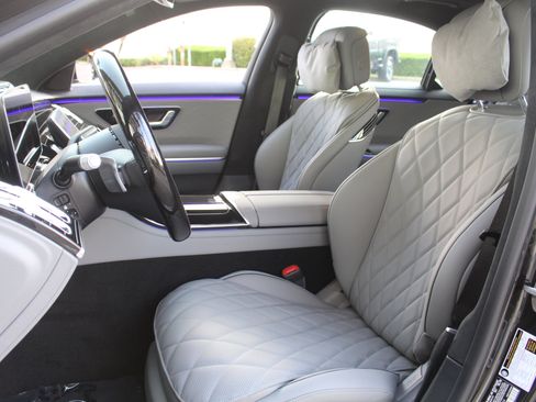 New 2025 Mercedes-Benz S 580 4MATIC Sedan image 15