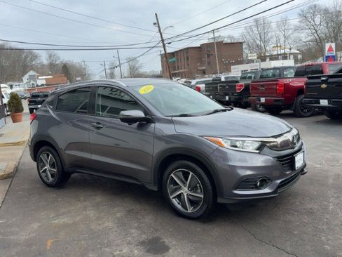 Used 2021 Honda HR-V EX image 3