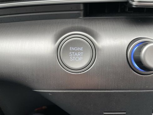 Used 2024 Hyundai Kona SEL image 44