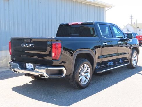 Used 2022 GMC Sierra 1500 SLT w/ SLT Premium Plus Package AWD/4WD image 3
