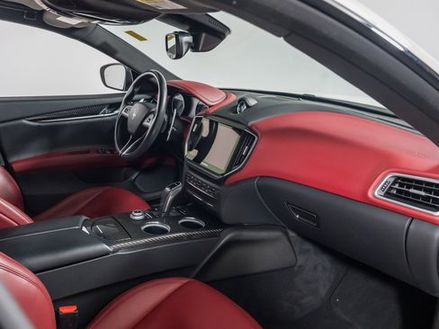 Used 2022 Maserati Ghibli Modena Q4 image 26