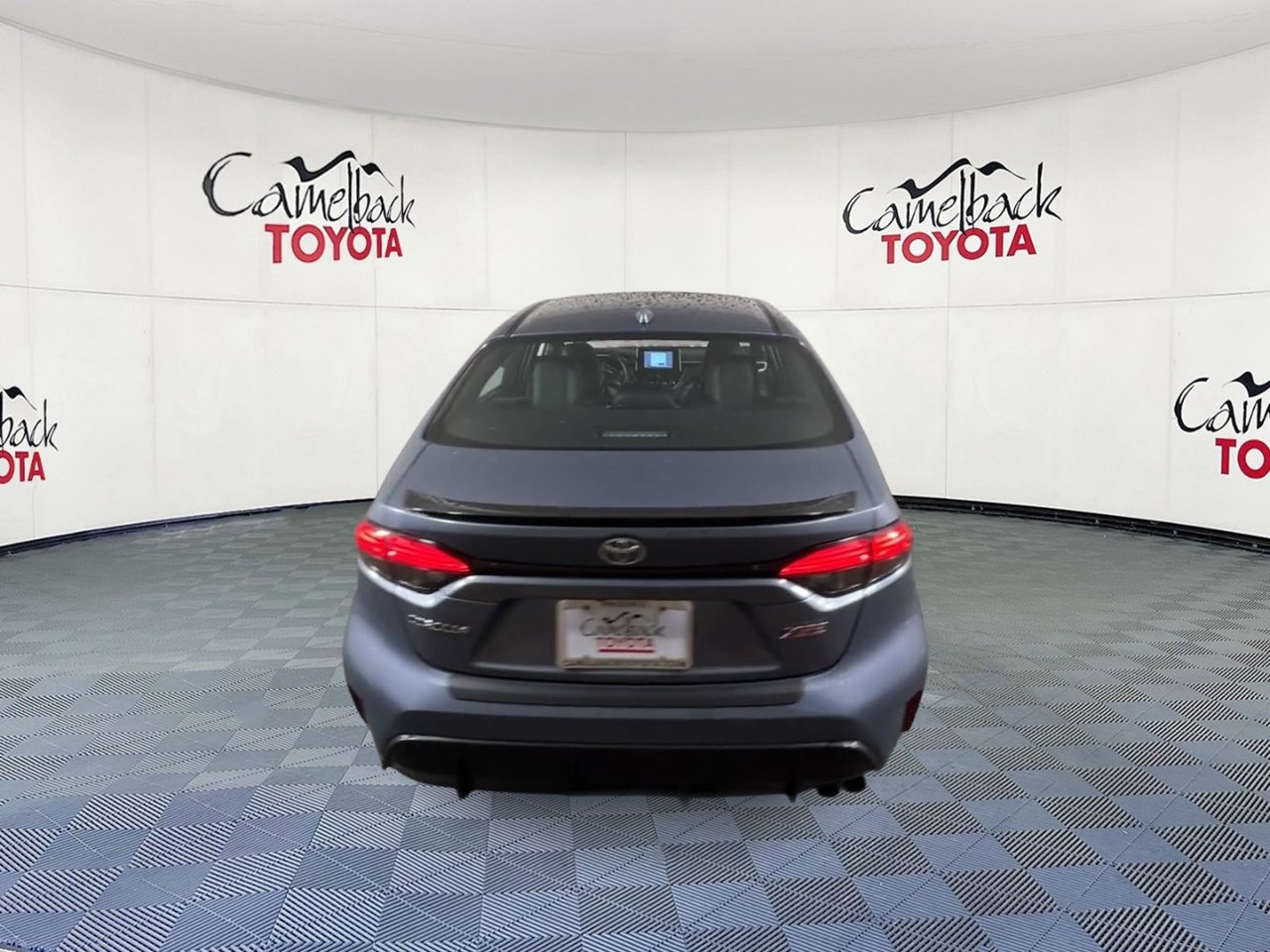 Used 2024 Toyota Corolla XSE FWD image 9
