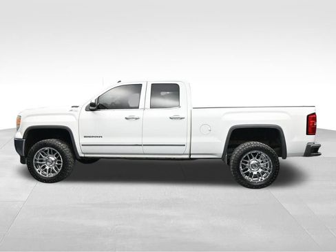 Used 2014 GMC Sierra 1500 SLT w/ SLT Preferred Package AWD/4WD image 2