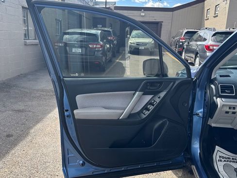 Used 2018 Subaru Forester 2.5i w/ Alloy Wheel Package AWD/4WD image 10