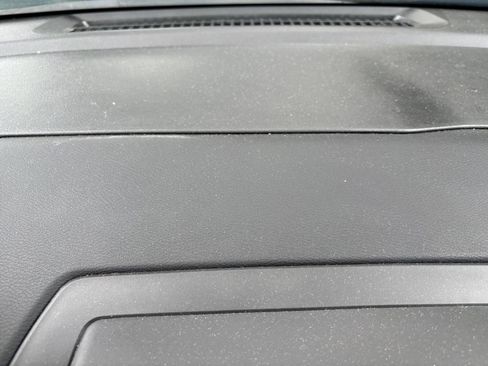 Used 2025 Nissan Sentra SV FWD image 17