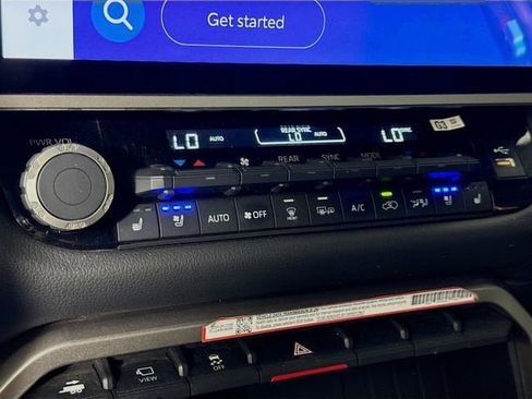 Certified 2025 Toyota Sequoia Limited w/ Tow Technology Package AWD/4WD image 17