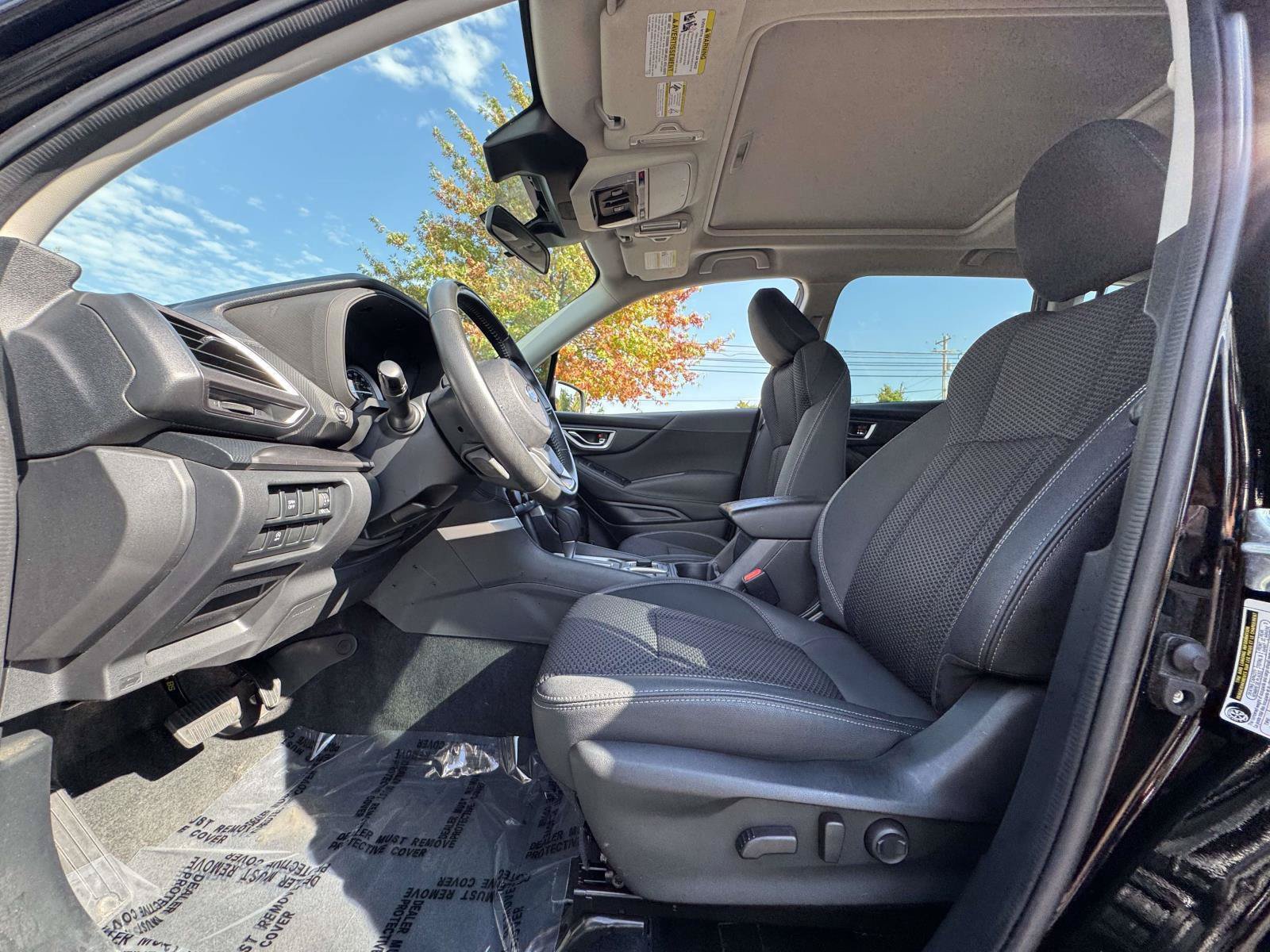 Used 2023 Subaru Forester Premium AWD/4WD image 14
