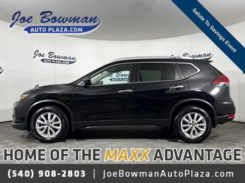 Used 2019 Nissan Rogue SV AWD/4WD image 1
