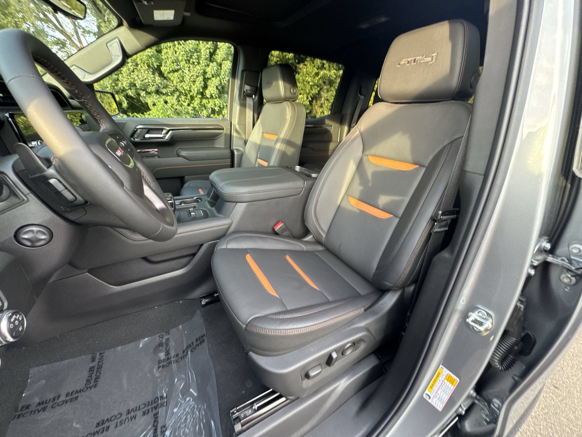 New 2026 GMC Sierra 1500 AT4 w/ AT4 Premium Package AWD/4WD image 13