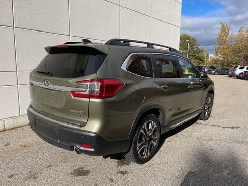 Used 2023 Subaru Ascent Touring image 7