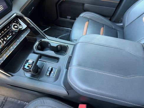 Used 2023 GMC Sierra 1500 AT4 w/ Technology Package image 25