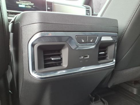 New 2026 Chevrolet Silverado 1500 High Country AWD/4WD image 7
