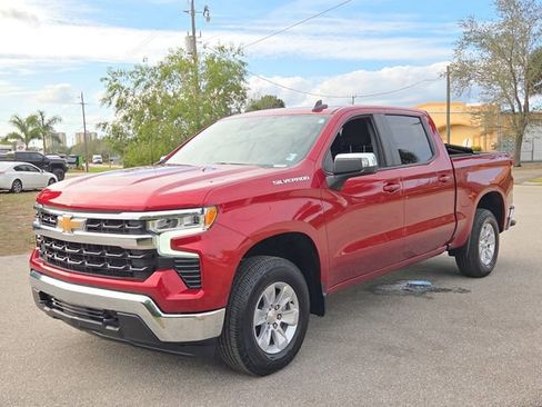 Certified 2024 Chevrolet Silverado 1500 LT image 2