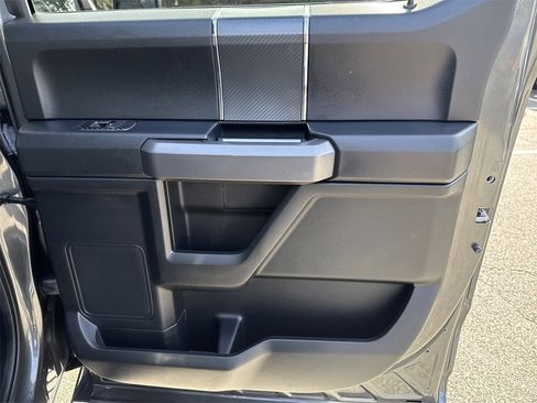 Used 2018 Ford F150 XLT w/ Equipment Group 302A Luxury image 16