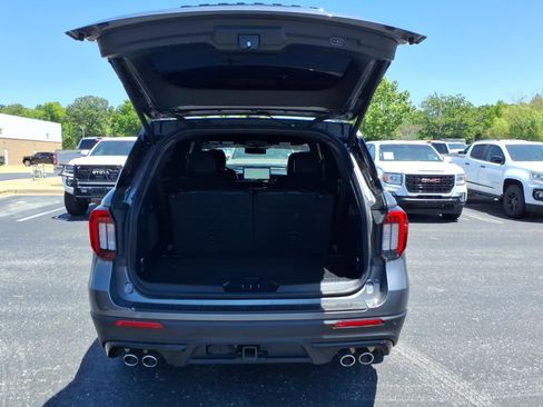 Used 2025 Ford Explorer ST AWD/4WD image 6