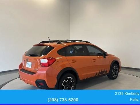Used 2014 Subaru Crosstrek 2.0i Limited AWD/4WD image 12