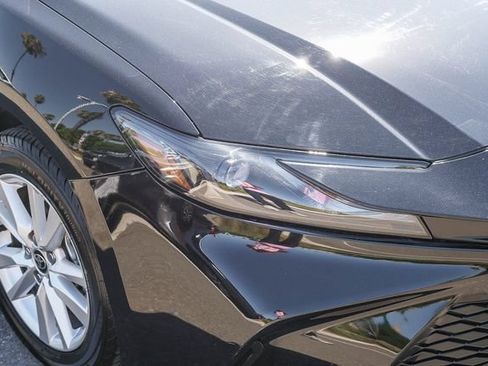 Used 2025 Toyota Camry LE w/ Convenience Package FWD image 11