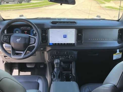 New 2026 Ford Bronco Badlands AWD/4WD image 10