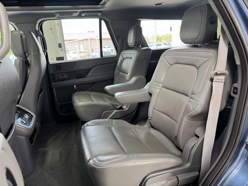 Used 2019 Lincoln Navigator Reserve w/ Cargo Package AWD/4WD image 25