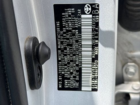 Used 2016 Toyota Corolla S FWD image 38