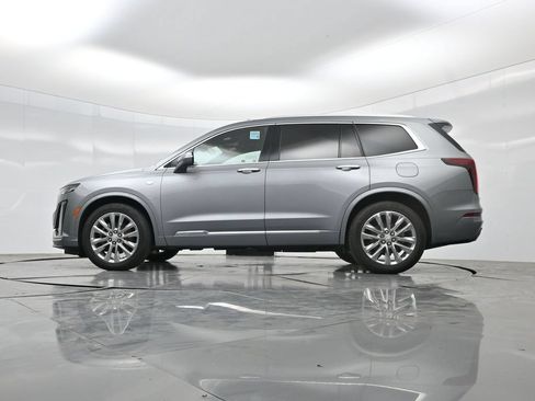 Used 2023 Cadillac XT6 Premium Luxury FWD image 53