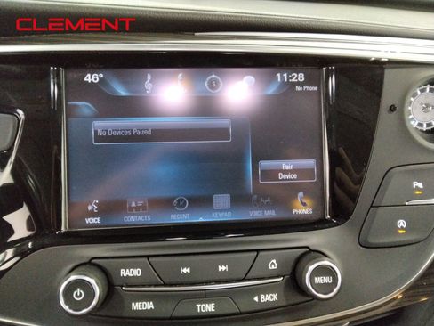 Used 2020 Buick Envision Essence image 24