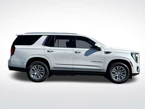 Used 2025 GMC Yukon Denali w/ Sun & Power Step Package AWD/4WD image 2
