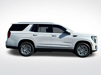 Used 2025 GMC Yukon Denali w/ Sun & Power Step Package AWD/4WD video 2