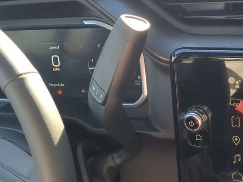 New 2026 GMC Sierra 2500 AT4 w/ AT4 Premium Plus Package image 34