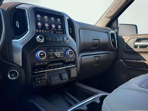 Used 2020 GMC Sierra 1500 SLT w/ SLT Premium Plus Package image 54