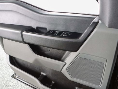 Used 2023 Ford F350 XL w/ XL Chrome Package image 23