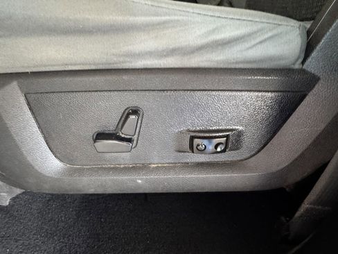 Used 2019 RAM 1500 Lone Star image 24