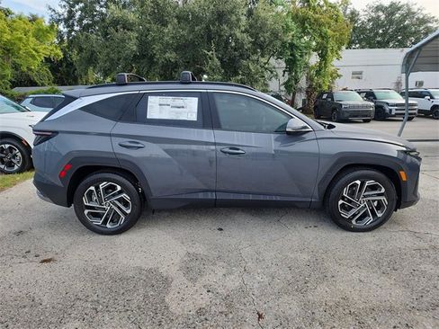 New 2025 Hyundai Tucson Limited image 2