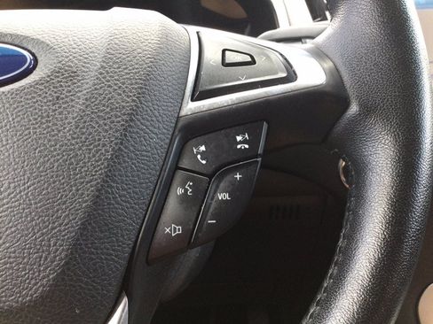 Used 2019 Ford Edge SEL w/ Equipment Group 201A AWD/4WD image 29