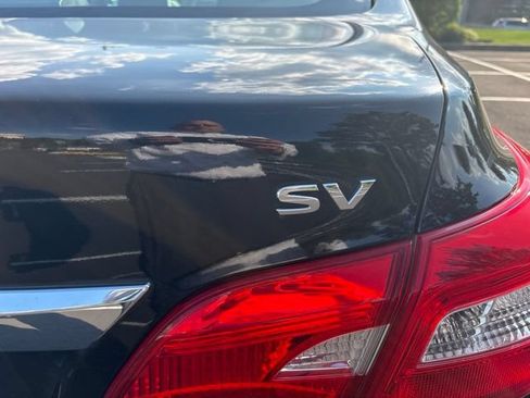 Used 2017 Nissan Sentra SV FWD image 9