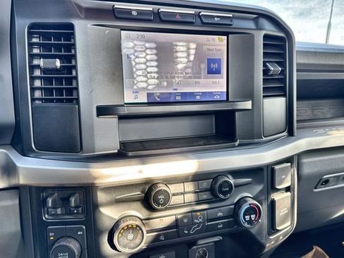 Used 2024 Ford F550 4x4 Regular Cab Super Duty image 16