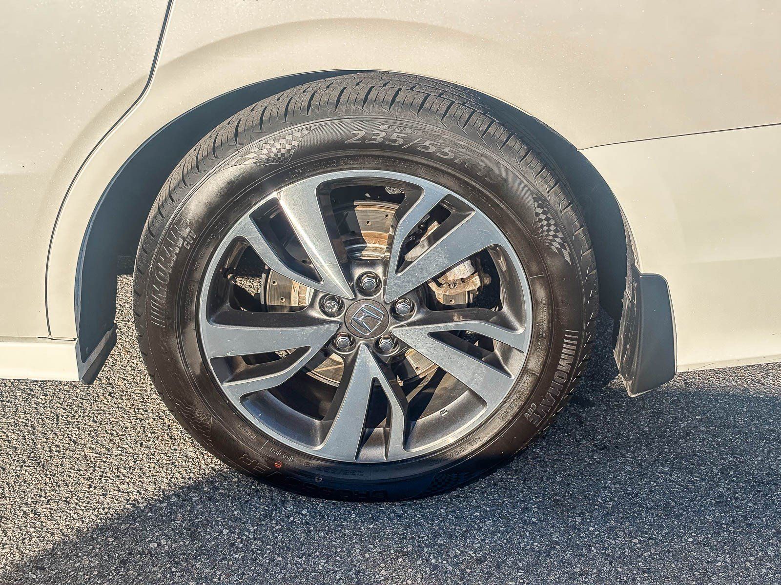 Used 2023 Honda Odyssey Touring image 12