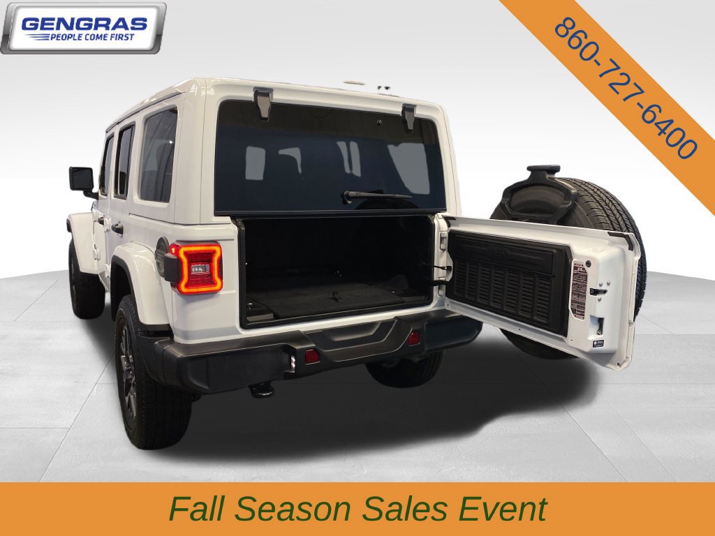 Used 2026 Jeep Wrangler Unlimited Sahara AWD/4WD image 33