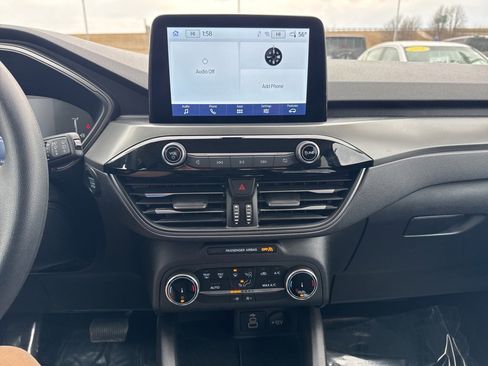 Certified 2025 Ford Escape Active image 3