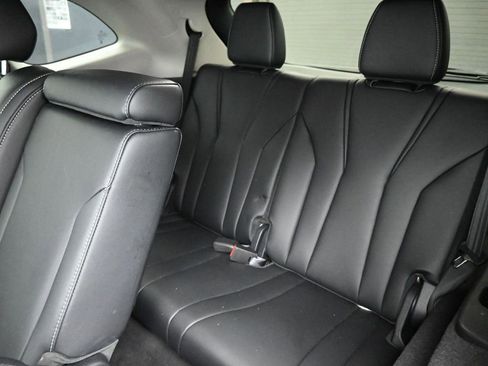 Used 2024 Acura MDX SH-AWD w/ Technology Package image 13