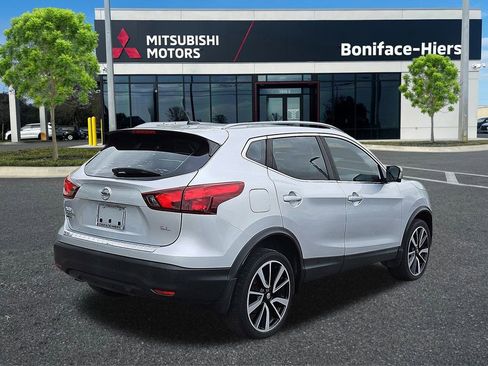 Used 2017 Nissan Rogue Sport SL image 4